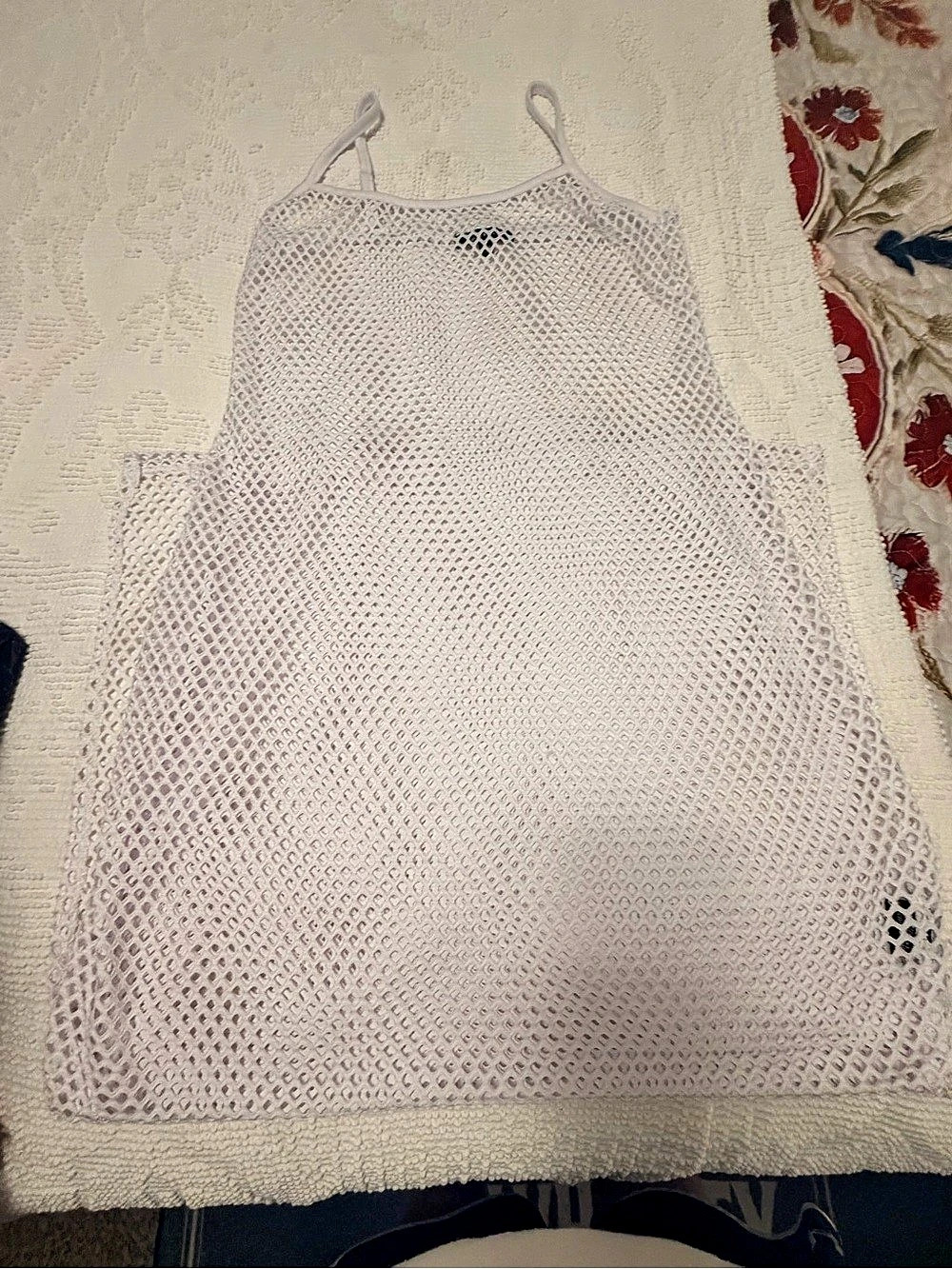 Forever 21 Crochet Mesh cover upin White Size xl Like New